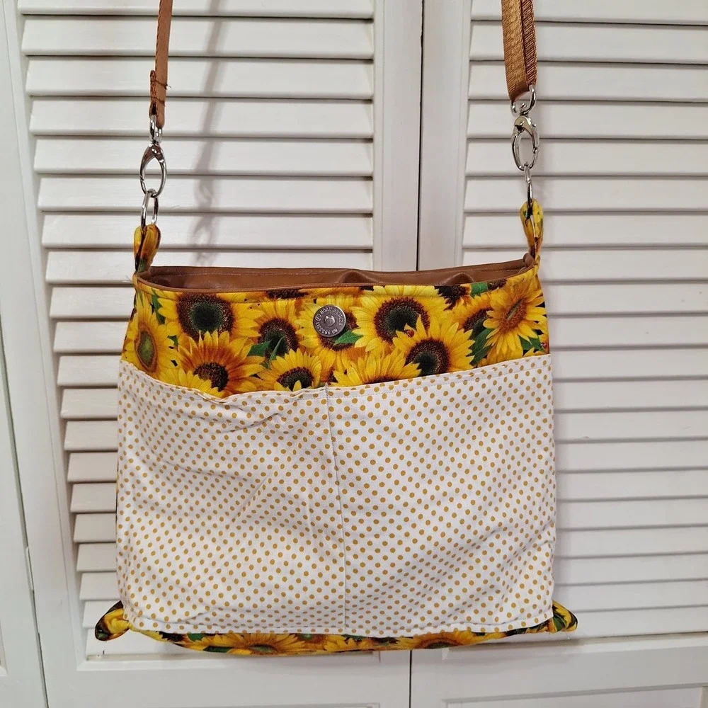 NeeJee Wear Crossbody Bag Purse Brown Sunflower Print Clutch Face Mask Handmade